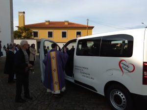 Carrinha Solidária